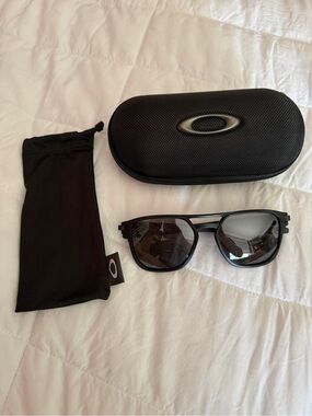 Oakley | Accessories | Oakley Vintage Why 8 Rimless Sunglasses